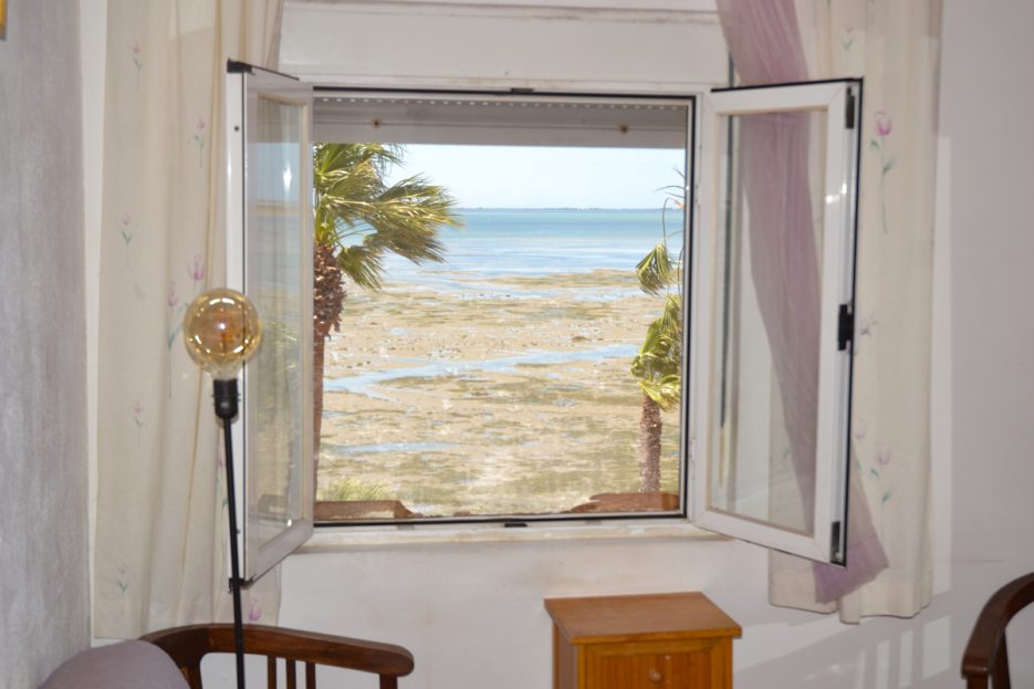 Flat with sea views for sale in Puerto Real 